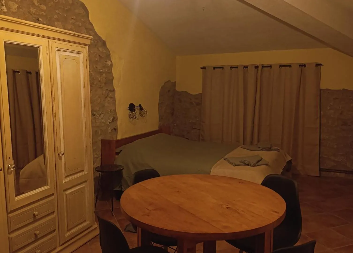 Bed and Breakfast Mas Pitre Besalú